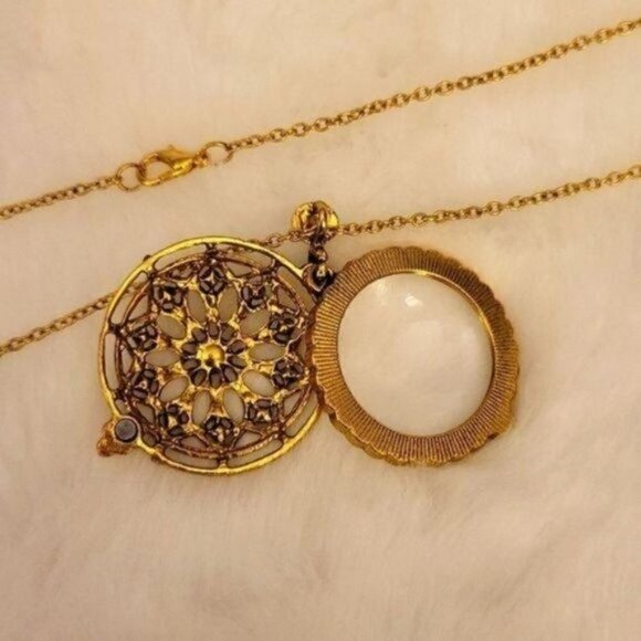 Rhinestone Necklece with magnifying glass pendant Jewelry Loupe - Picture 4 of 6